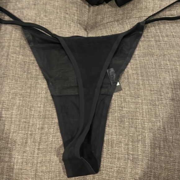 Skims Thong Set 3/$45 4X - Picture 4 of 6